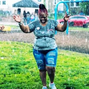 Meet your Posher, Cecilia